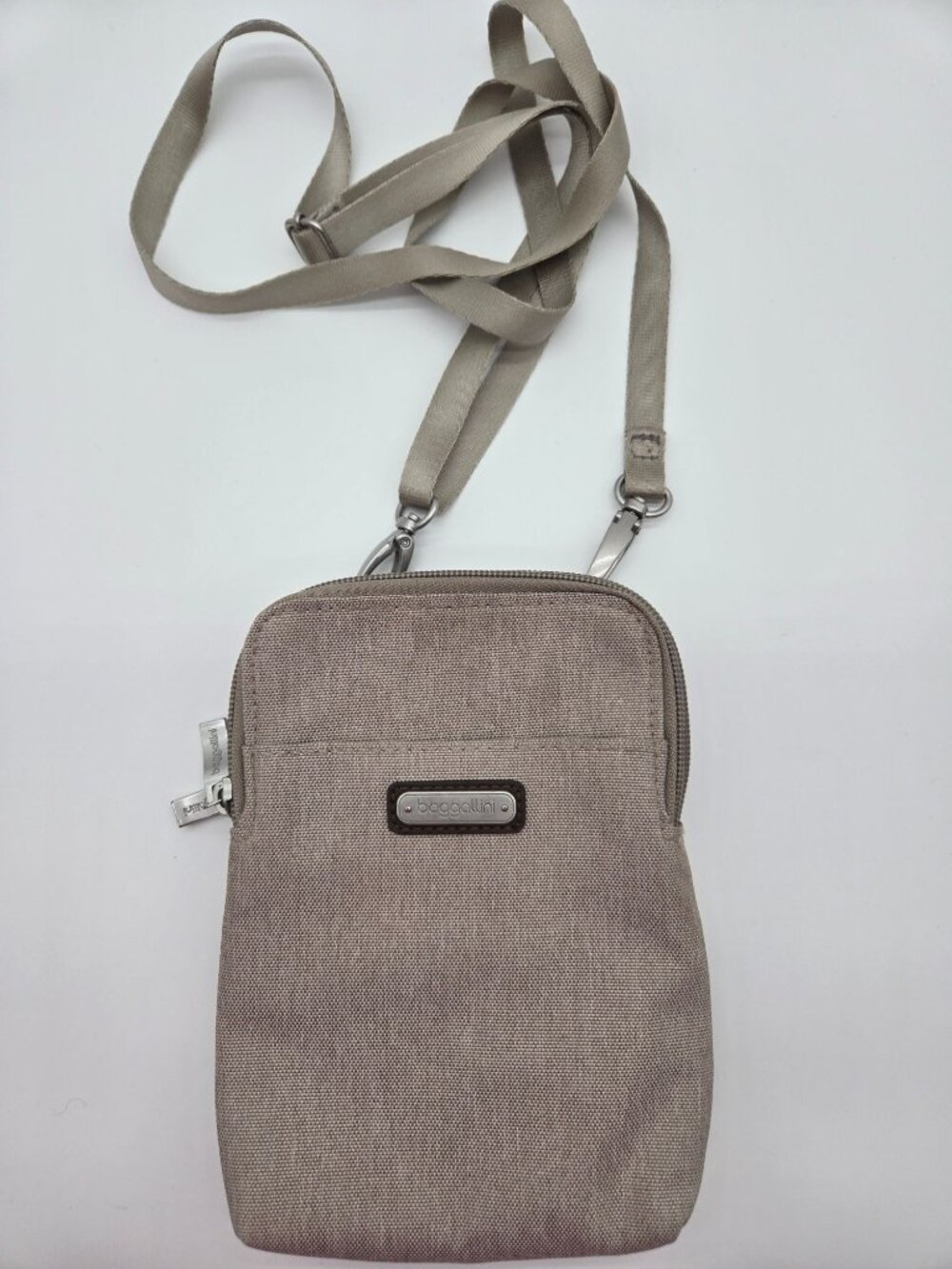 Baggallini Take Two Bryant RFID Phone Crossbody Bag Greige EUC